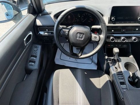 Used 2025 Honda Civic Sport image 34