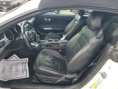 Used 2022 Ford Mustang Premium image 16