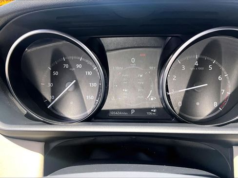 Used 2018 Land Rover Discovery SE AWD/4WD image 26