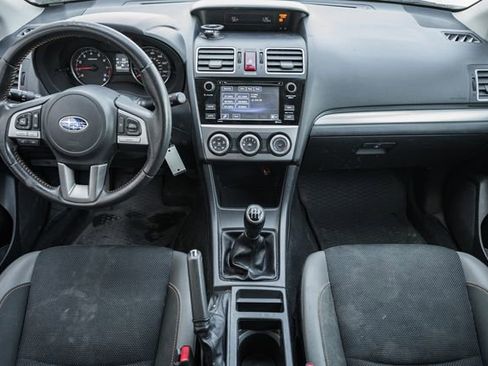 Used 2017 Subaru Crosstrek 2.0i Premium image 24