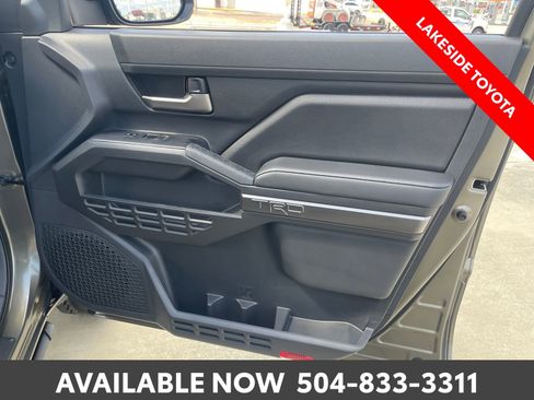 Certified 2026 Toyota Tacoma TRD Off-Road AWD/4WD image 19