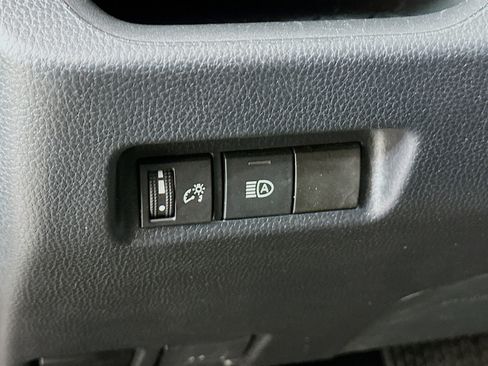 Used 2023 Toyota RAV4 XLE image 17