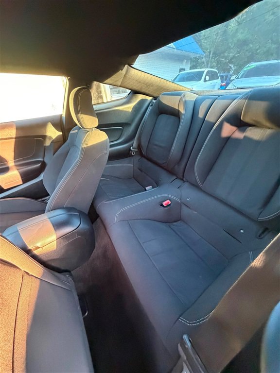 Used 2018 Ford Mustang GT RWD image 10