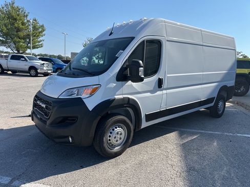 New 2026 RAM ProMaster 2500 w/ Convenience Group image 14