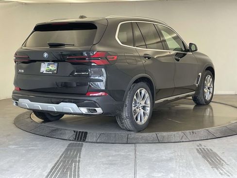 New 2026 BMW X5 xDrive50e w/ Premium Package AWD/4WD image 5