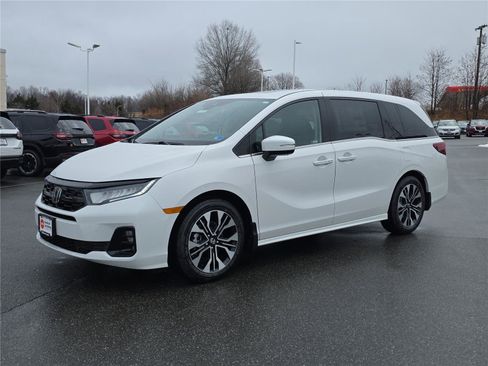 New 2026 Honda Odyssey Elite image 2