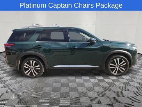 Used 2023 Nissan Pathfinder Platinum FWD image 4