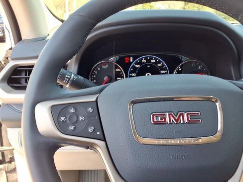 Used 2023 GMC Acadia Denali w/ Denali Ultimate Package AWD/4WD image 20