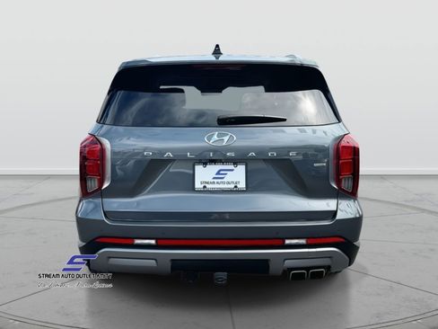 Used 2025 Hyundai Palisade Limited image 6
