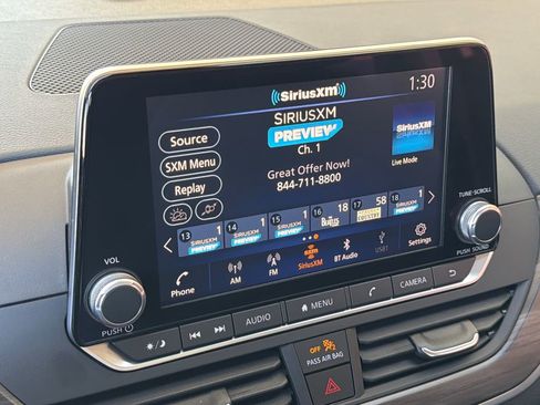 Used 2025 Nissan Altima 2.5 SV image 6