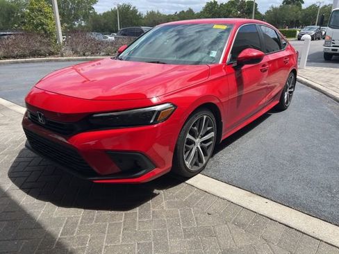 Certified 2023 Honda Civic Touring image 3