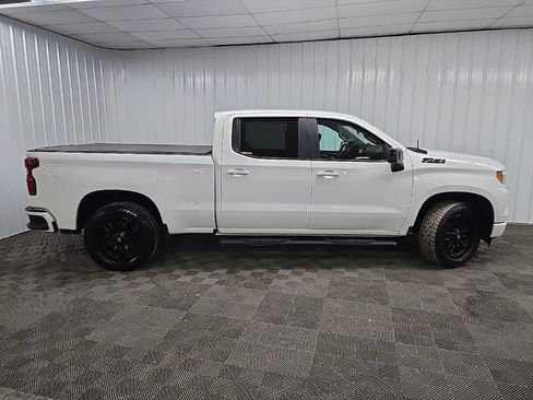Used 2023 Chevrolet Silverado 1500 RST image 2