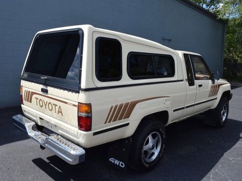 Used 1988 Toyota Pickup SR5 image 21