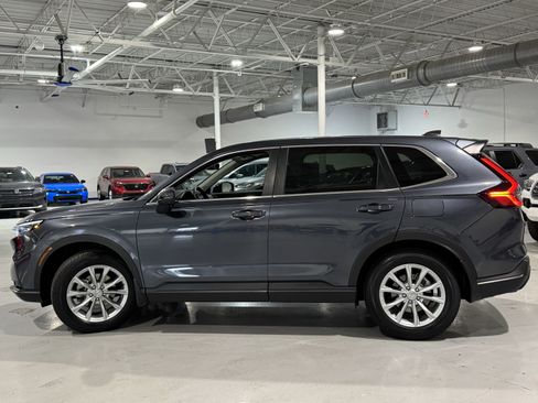 Used 2025 Honda CR-V EX-L image 16