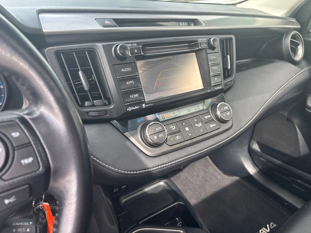 Used 2017 Toyota RAV4 XLE w/ Carpet Mat Package AWD/4WD image 8