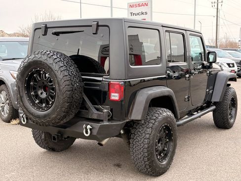 Used 2011 Jeep Wrangler Unlimited Sport image 5