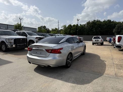 Used 2016 Nissan Maxima Platinum FWD image 5