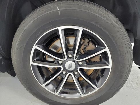 Used 2018 Dodge Journey SE w/ Connectivity Group FWD image 11