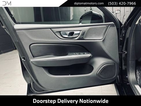Used 2021 Volvo S60 T8 Inscription AWD/4WD image 25