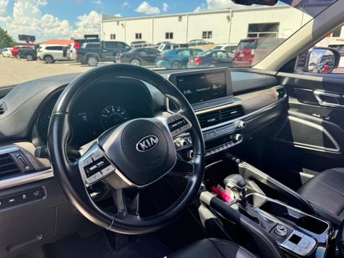 Used 2021 Kia Telluride EX w/ EX Premium Package FWD image 12