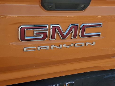 Used 2026 GMC Canyon AT4 w/ AT4 Premium Package image 33