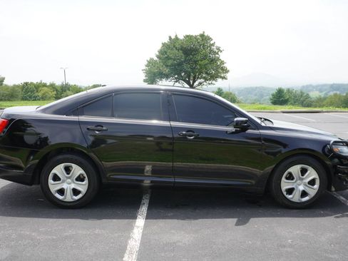 Used 2016 Ford Taurus Police Interceptor AWD image 10