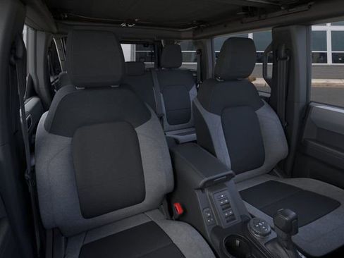New 2025 Ford Bronco Big Bend image 10