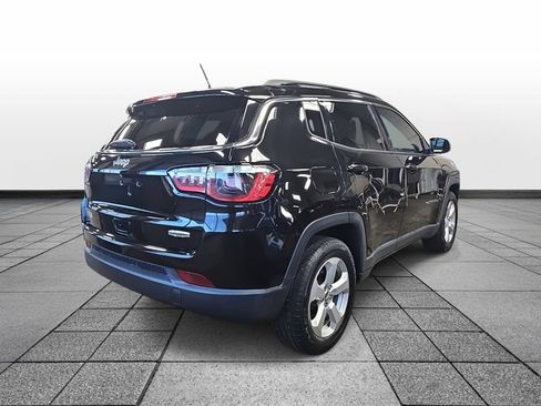 Used 2018 Jeep Compass Latitude image 5