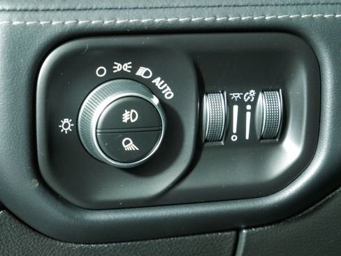Certified 2021 RAM 1500 Limited w/ Night Edition AWD/4WD image 25