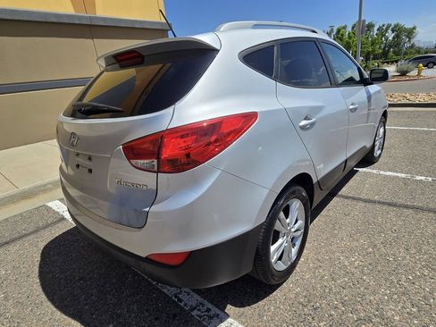 Used 2013 Hyundai Tucson GLS AWD/4WD image 6
