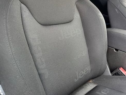 Used 2016 Jeep Renegade Sport w/ Power & Air Group AWD/4WD image 9