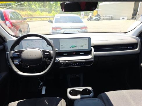 Used 2024 Hyundai Ioniq 5 SEL RWD image 11