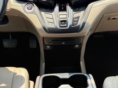 Used 2019 Honda Odyssey EX-L image 23