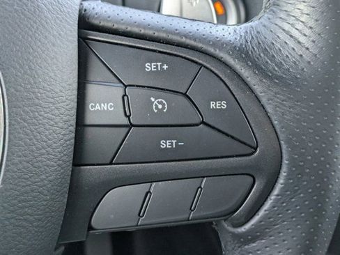 Used 2018 Dodge Durango R/T image 22