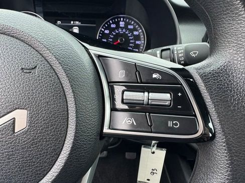 Used 2024 Kia Forte LXS FWD image 14