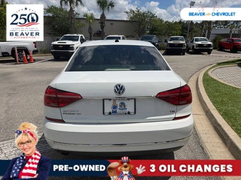 Used 2016 Volkswagen Passat 1.8T SE w/ Lighting Package FWD image 5