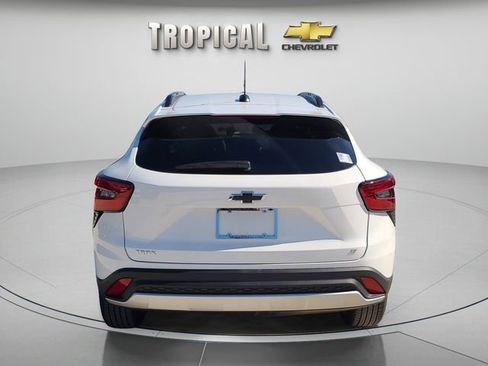 New 2026 Chevrolet Trax LT image 4