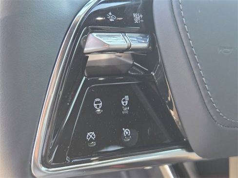 New 2025 Cadillac Lyriq Luxury image 21