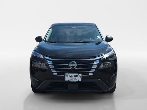 Used 2024 Nissan Rogue S AWD/4WD image 9