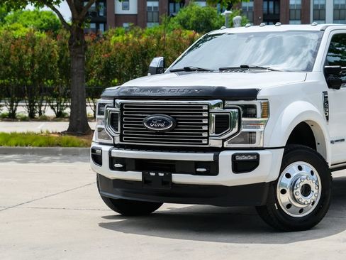 Used 2022 Ford F450 Platinum w/ FX4 Off-Road Package AWD/4WD image 7