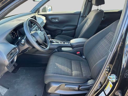 Used 2024 Honda HR-V Sport image 15