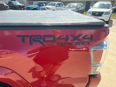 Used 2021 Toyota Tacoma TRD Sport w/ TRD Premium Sport Package image 12
