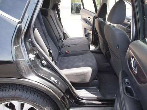 Used 2016 Nissan Rogue SV AWD/4WD image 7