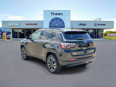 Used 2022 Jeep Compass Limited AWD/4WD image 3