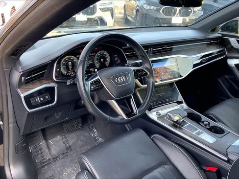 Used 2021 Audi A7 e Prestige w/ Prestige Package image 17