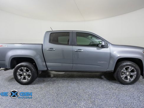 Used 2020 Chevrolet Colorado Z71 AWD/4WD image 8