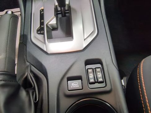 Used 2019 Subaru Crosstrek 2.0i Premium w/ Eyesight System AWD/4WD image 17