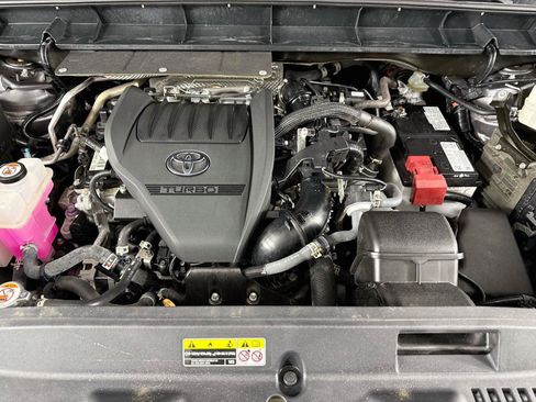 Used 2023 Toyota Highlander XLE FWD image 59