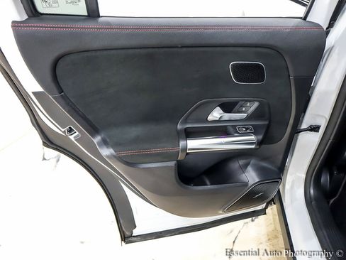 Used 2021 Mercedes-Benz GLA 250 4MATIC image 28