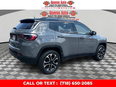 Used 2022 Jeep Compass Limited AWD/4WD image 7
